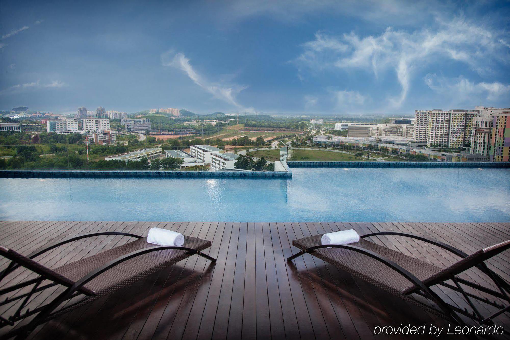 Citadines Dpulze Cyberjaya Aparthotel Ngoại thất bức ảnh